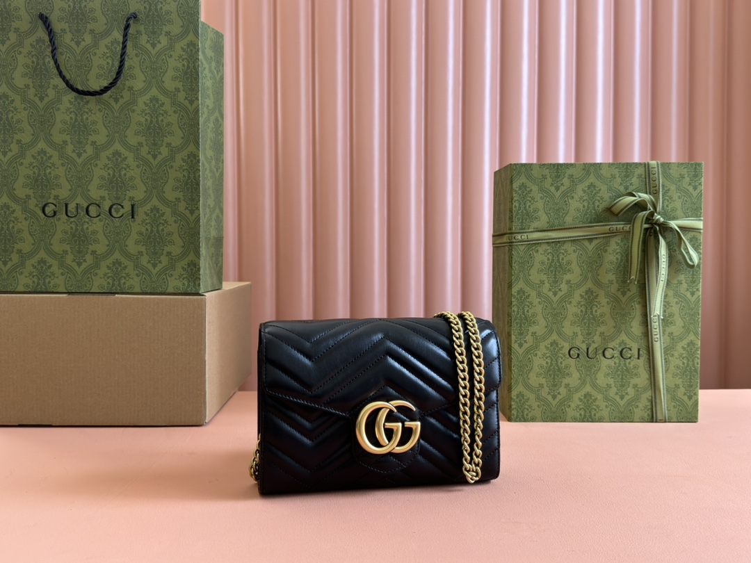 Gucci Satchel Bags